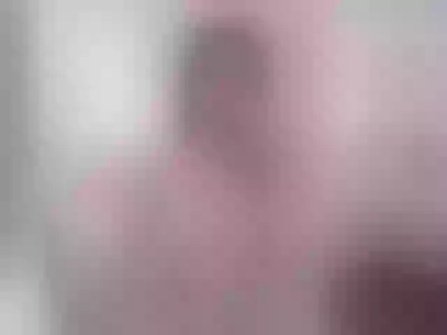 Live sex webcam photo for MiaLewis