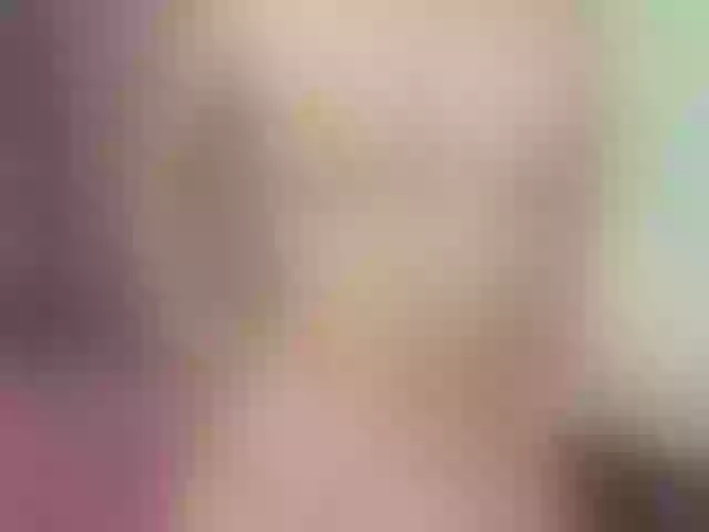 Live sex webcam photo for MiaLuw #290445508