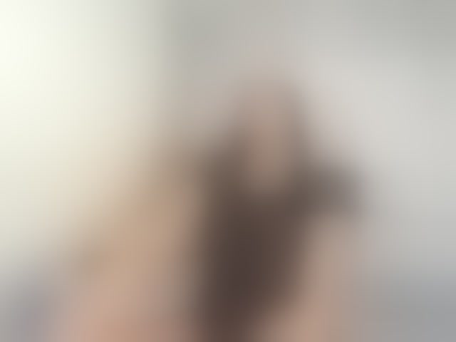 Live sex webcam photo for MiaMiller001 #294196002