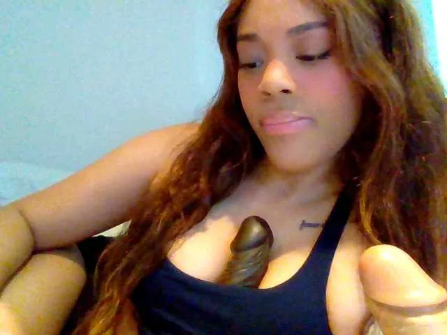 Live sex webcam photo for MiaMuffn #278018145