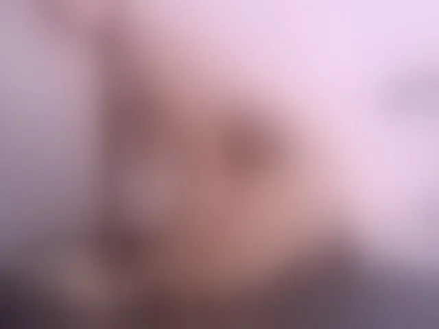 Live sex webcam photo for MiaRivers #292463943