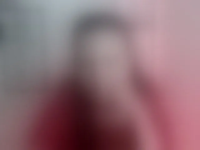 Live sex webcam photo for MiaRobinn #293019853