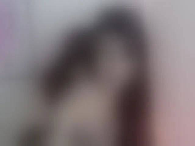 Live sex webcam photo for MiaRobinn #293187481
