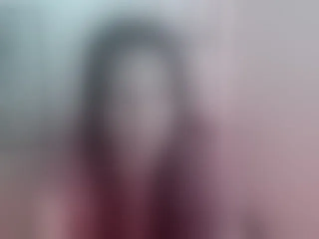 Live sex webcam photo for MiaRobinn #293910366