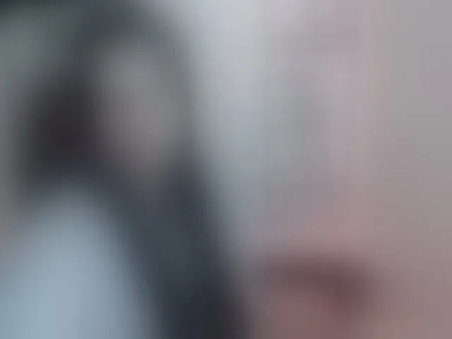 Live sex webcam photo for MiaRobinn #293964131