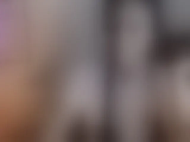 Live sex webcam photo for MiaRobinn #294027267