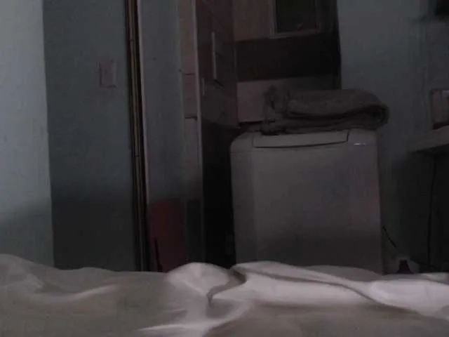 Live sex webcam photo for MiaSecret #290418641