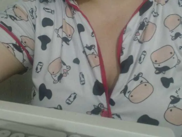 Live sex webcam photo for MiaSecret #290488827