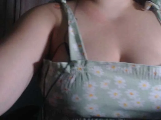 Live sex webcam photo for MiaSecret #290503544