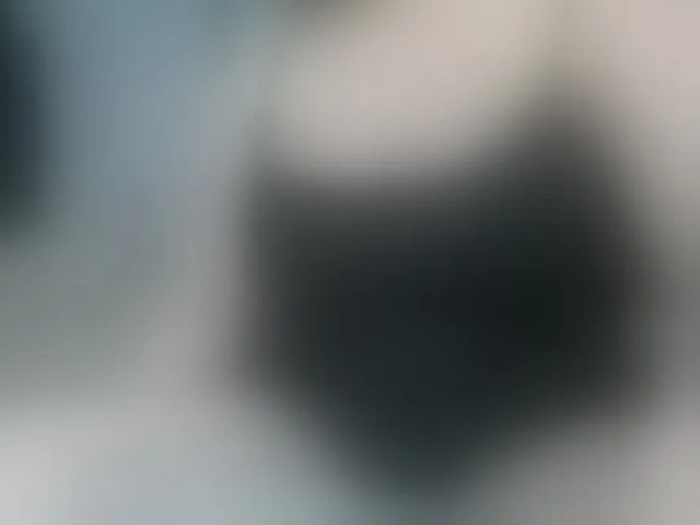 Live sex webcam photo for MiaSecret #293990682