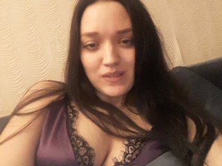 Live sex webcam photo for MiaSexy18 #193781933