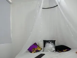 Live sex webcam photo for miasmithh #150844656