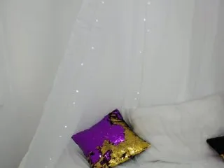 Live sex webcam photo for miasmithh #150849224