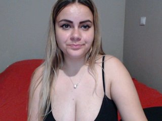 Live sex webcam photo for MIASWEET21 #161793678