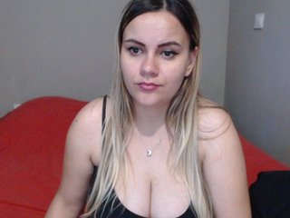 Live sex webcam photo for MIASWEET21 #170872358