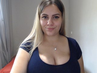 Live sex webcam photo for MIASWEET21 #183966576