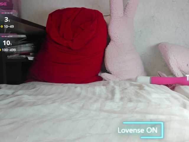 Live sex webcam photo for MiaSweety #291232809