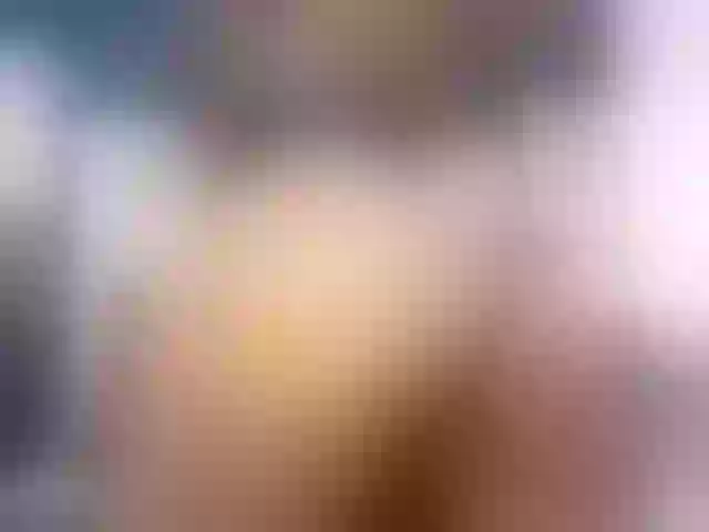 Live sex webcam photo for MiaTanner1 #273563734