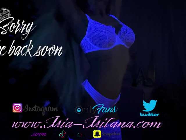 Live sex webcam photo for MiaTonyy #272751592