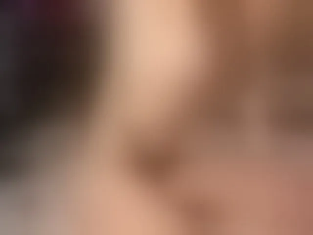 Live sex webcam photo for MiaTonyy #292603980