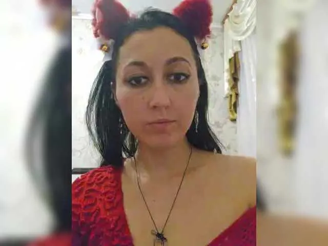 Live sex webcam photo for MiaTorres #290921767