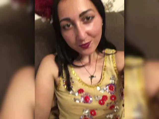 Live sex webcam photo for MiaTorres #291448458