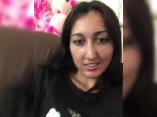 Live sex webcam photo for MiaTorres #291493528