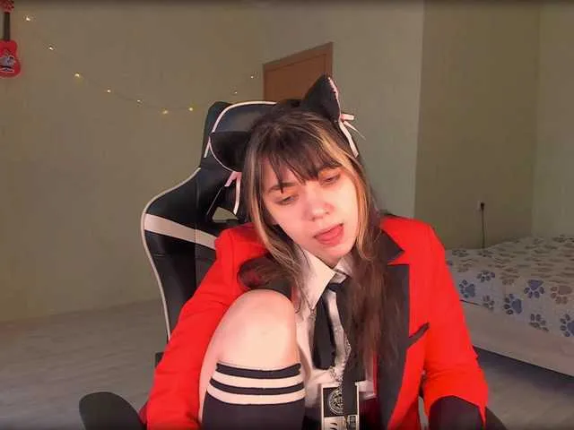 Live sex webcam photo for MiaUnicorn #272477450