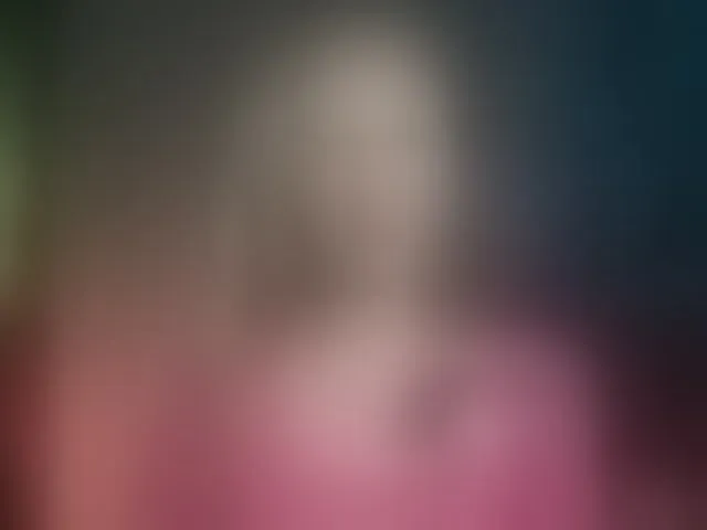 Live sex webcam photo for MiaVebes #292569643