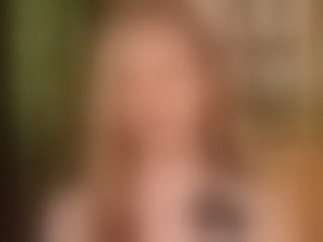Live sex webcam photo for MiaVebes #293186803