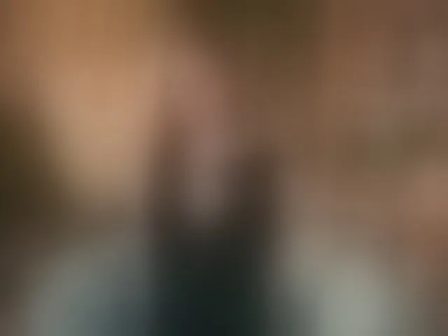Live sex webcam photo for MiaVebes #293587836