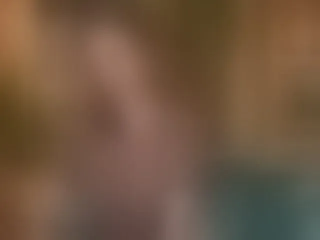 Live sex webcam photo for MiaVebes #293638288
