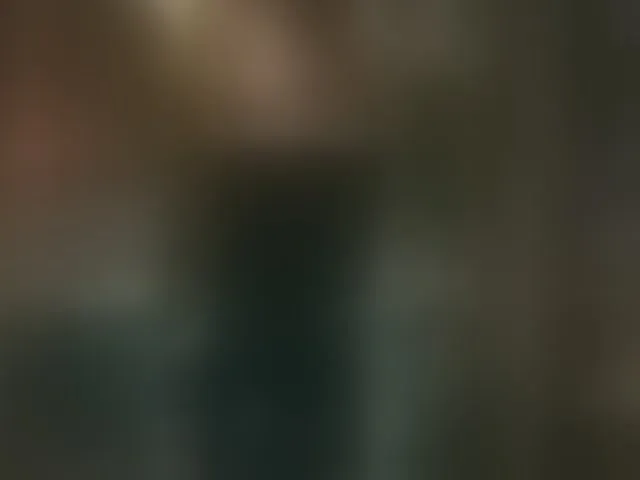 Live sex webcam photo for MiaVebes #293702857