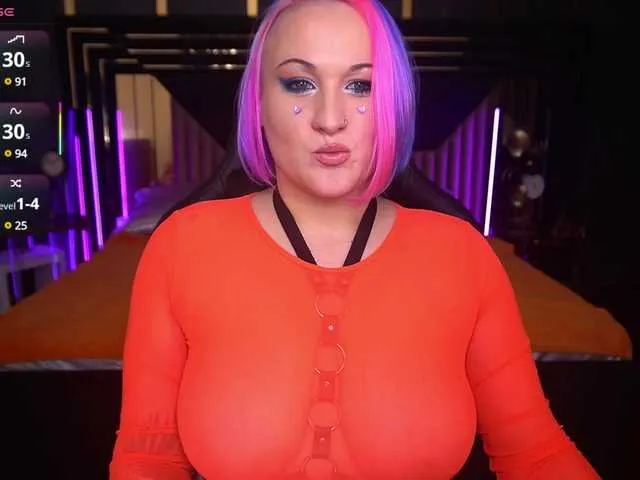 Live sex webcam photo for MiaVixenn #290741569