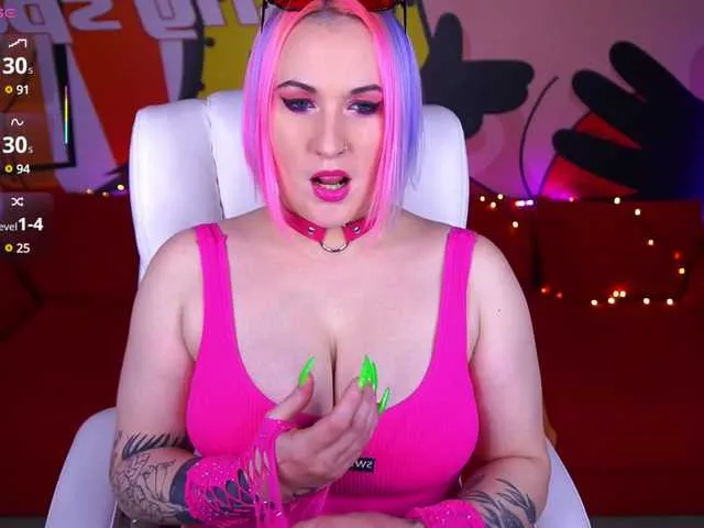 Live sex webcam photo for MiaVixenn #290817465