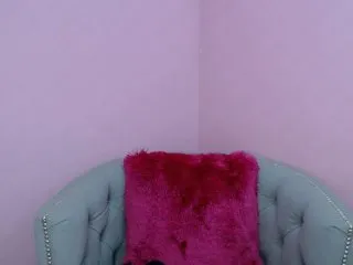 Live sex webcam photo for miawatson #134404972