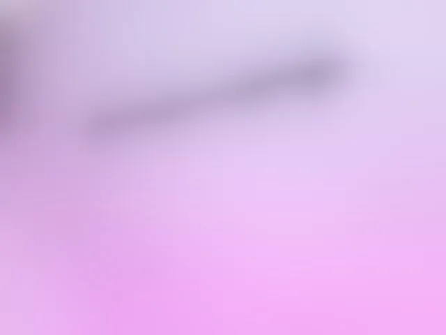 Live sex webcam photo for MiaWilliams #293791675