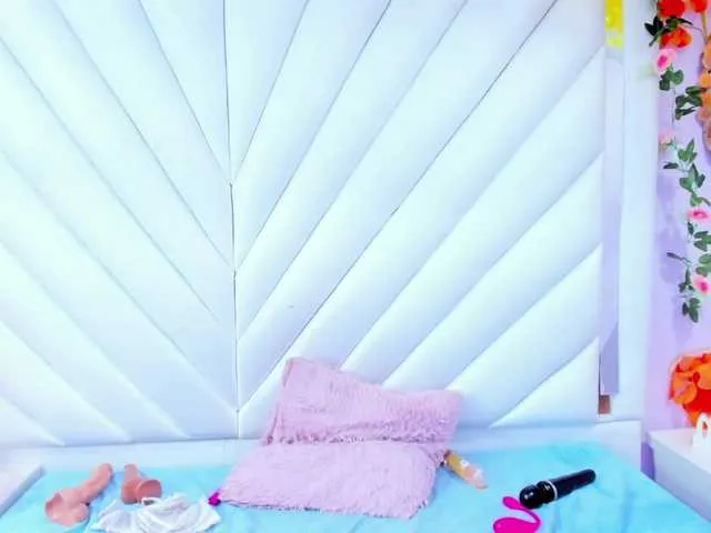 Live sex webcam photo for MiaaDavis #291959524