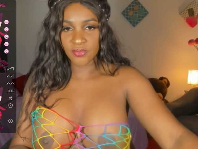 Live sex webcam photo for Miagrace1 #276134370