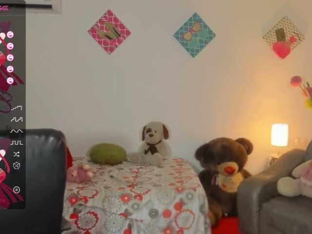 Live sex webcam photo for Miagrace1 #276567248