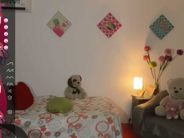 Live sex webcam photo for Miagrace1 #276762784