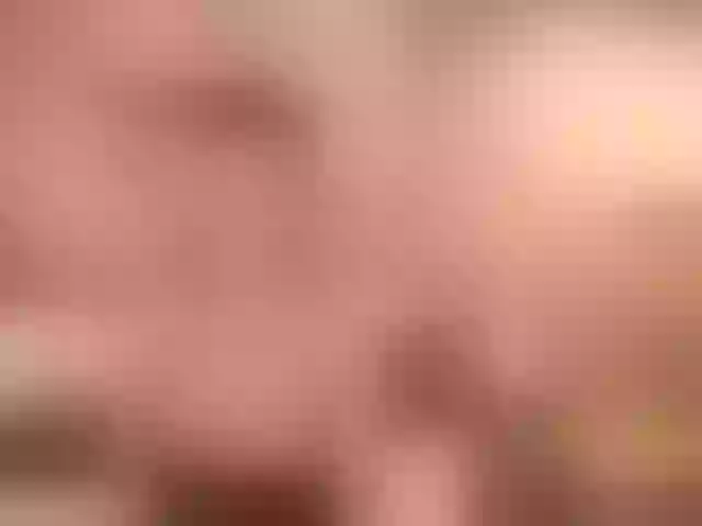 Live sex webcam photo for MiamiMur #291552004