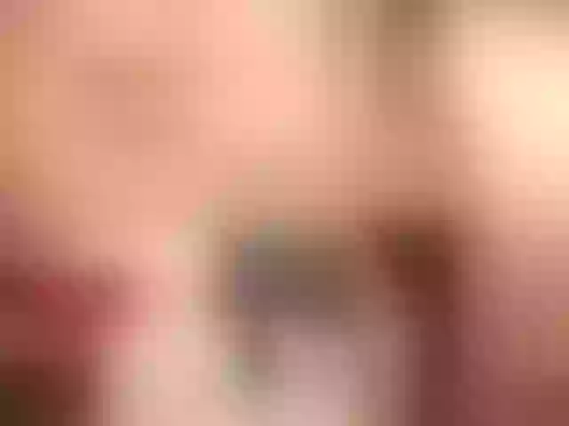 Live sex webcam photo for MiamiMur #291705192