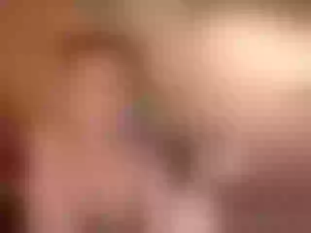 Live sex webcam photo for MiamiMur #291842214