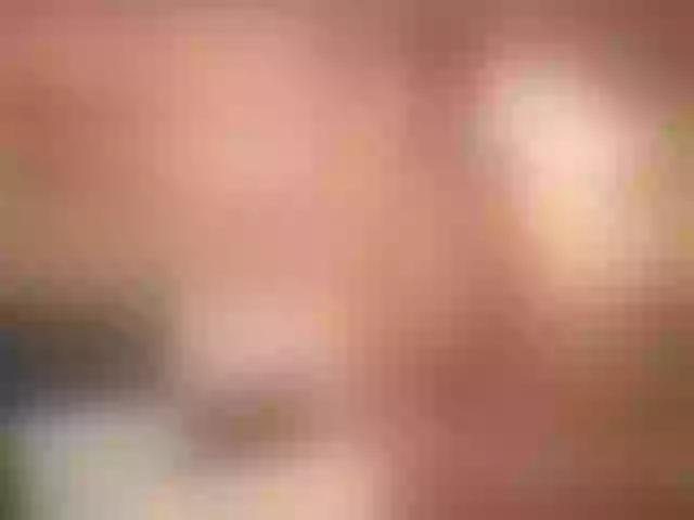 Live sex webcam photo for MiamiMur #291945130