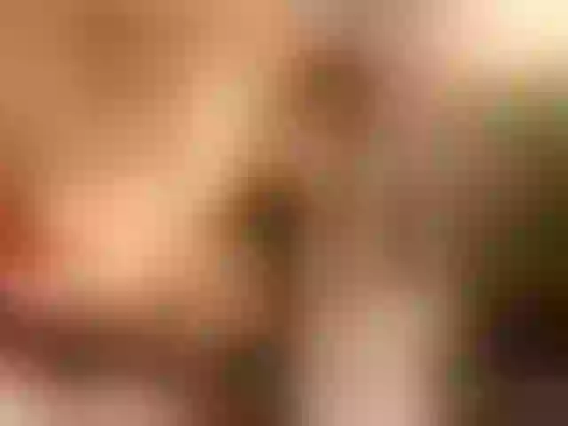 Live sex webcam photo for MiamiMur #292265944