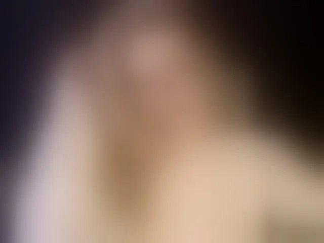 Live sex webcam photo for MiamiMur #293119502