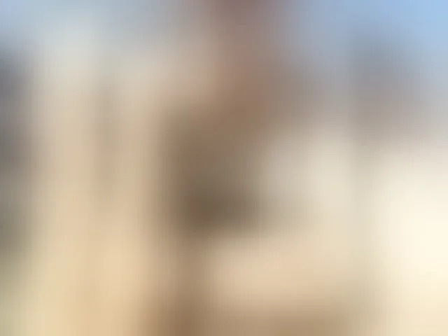 Live sex webcam photo for MiamiMur #293362722
