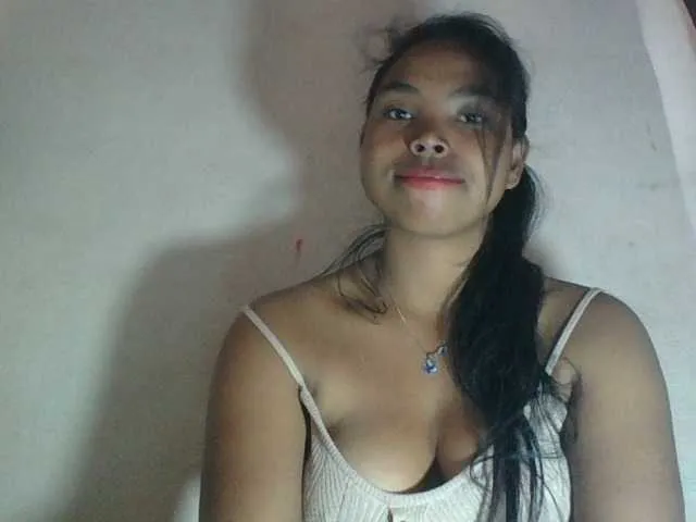 Live sex webcam photo for Miarizou #291789266