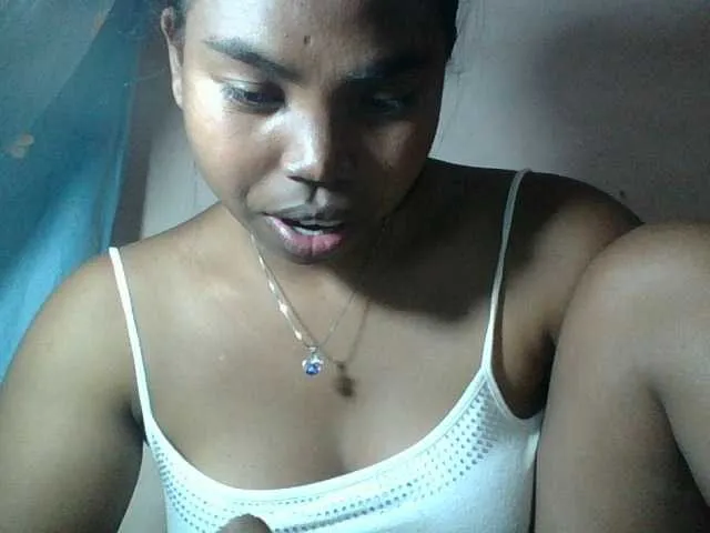 Live sex webcam photo for Miarizou #291966611